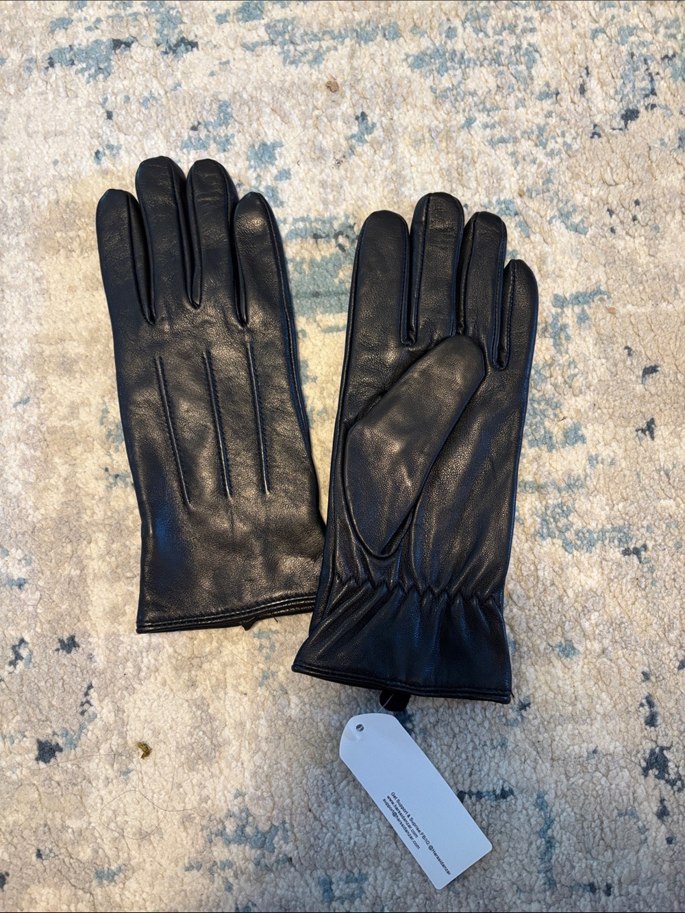 Women’s Black Leather Gloves